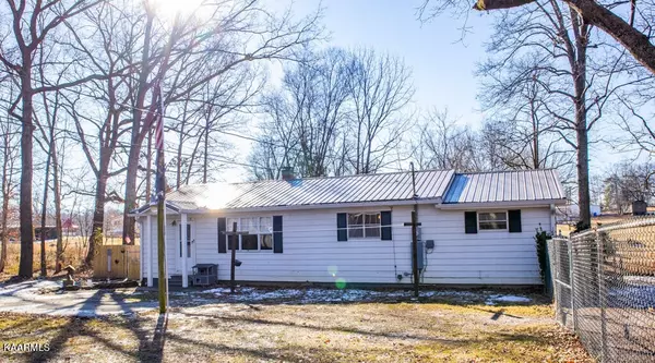 Maryville, TN 37803,3552 Pineview Rd