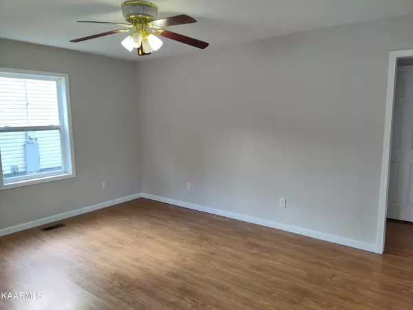 Rockwood, TN 37854,333 S Kingston Ave