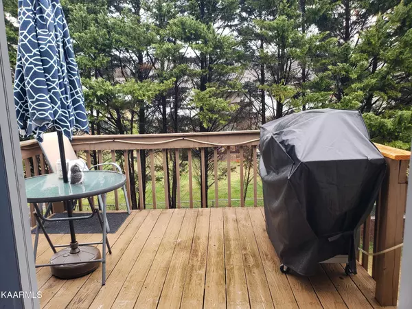 Maryville, TN 37804,2517 Willow Bend Drive