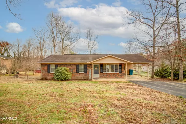 Crossville, TN 38555,30 Oak St