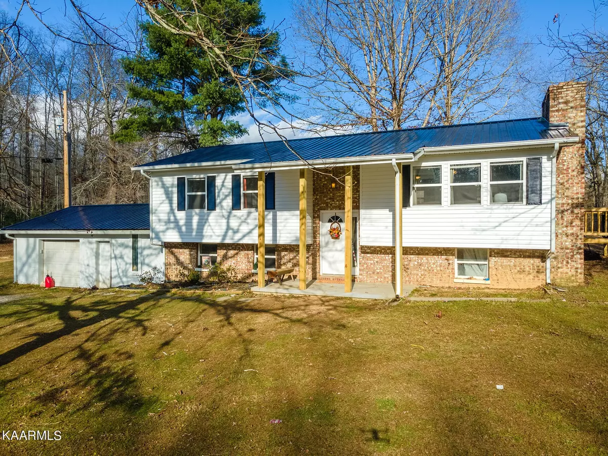 Deer Lodge, TN 37726,1286 Old Deer Lodge Pike