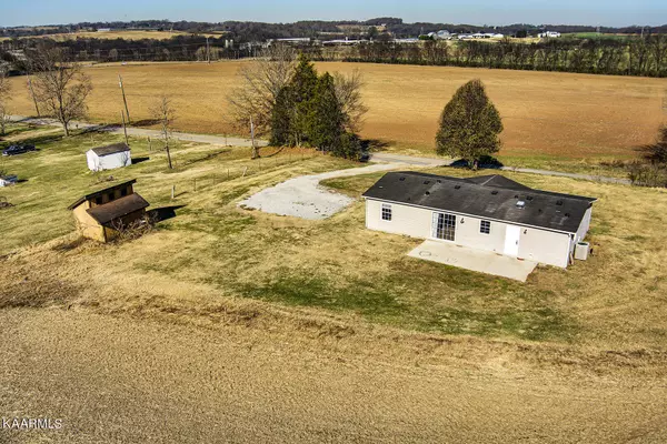 Philadelphia, TN 37846,2102 Fork Creek Rd