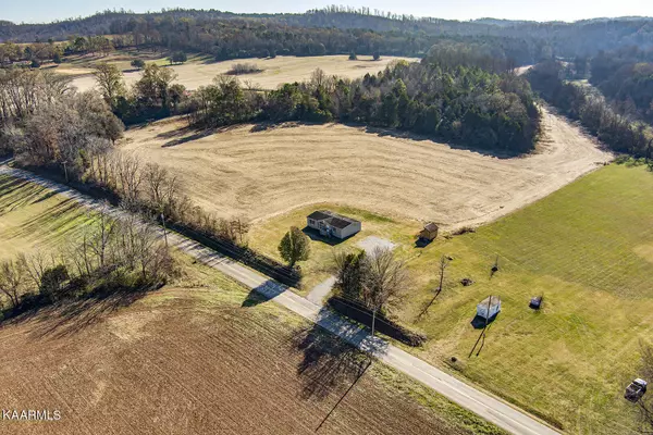 Philadelphia, TN 37846,2102 Fork Creek Rd