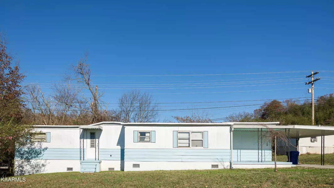 108 Queen St, Clinton, TN 37716