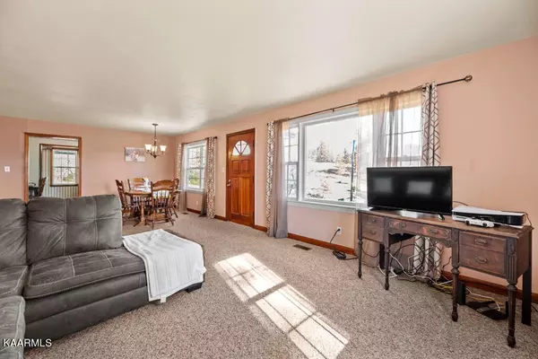 Rockwood, TN 37854,747 E Evans St