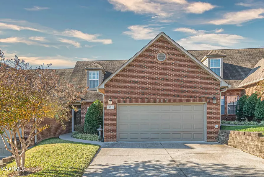 375 Meadow Walk Lane, Lenoir City, TN 37772