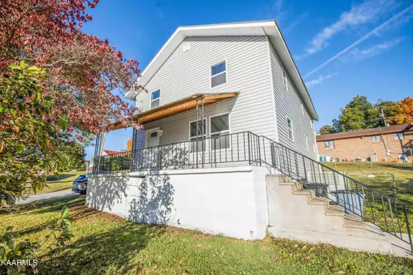 Loudon, TN 37774,406 Steekee St