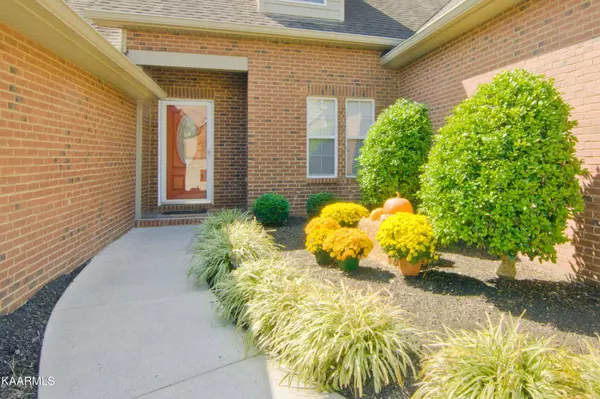 Lenoir City, TN 37772,621 Meadow Walk Lane