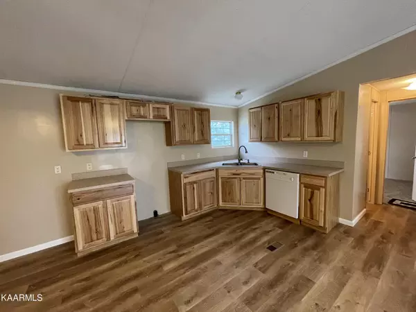 Lenoir City, TN 37771,121 Finley Drive
