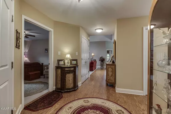 Lenoir City, TN 37771,701 Glenview Circle