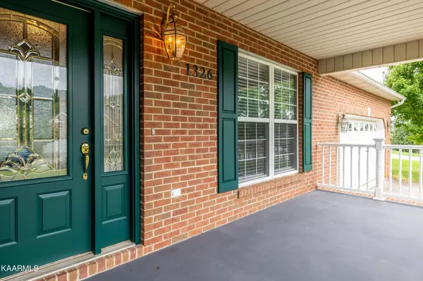 Maryville, TN 37804,1326 Meadside Drive