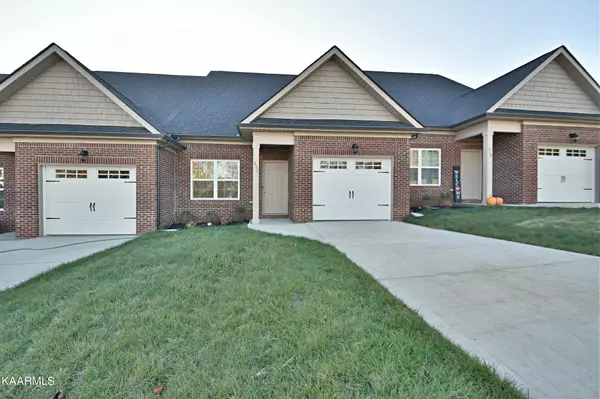 Lenoir City, TN 37772,496 Jacksonian Way