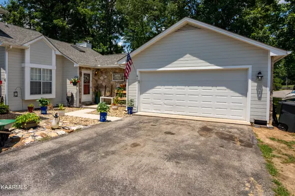 Rockwood, TN 37854,190 Country Club Rd #101