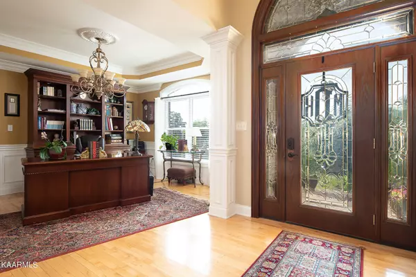 Lenoir City, TN 37772,815 Oak Chase Blvd