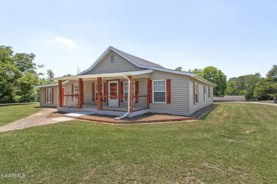 1016 Glasow St, Maryville, TN 37801