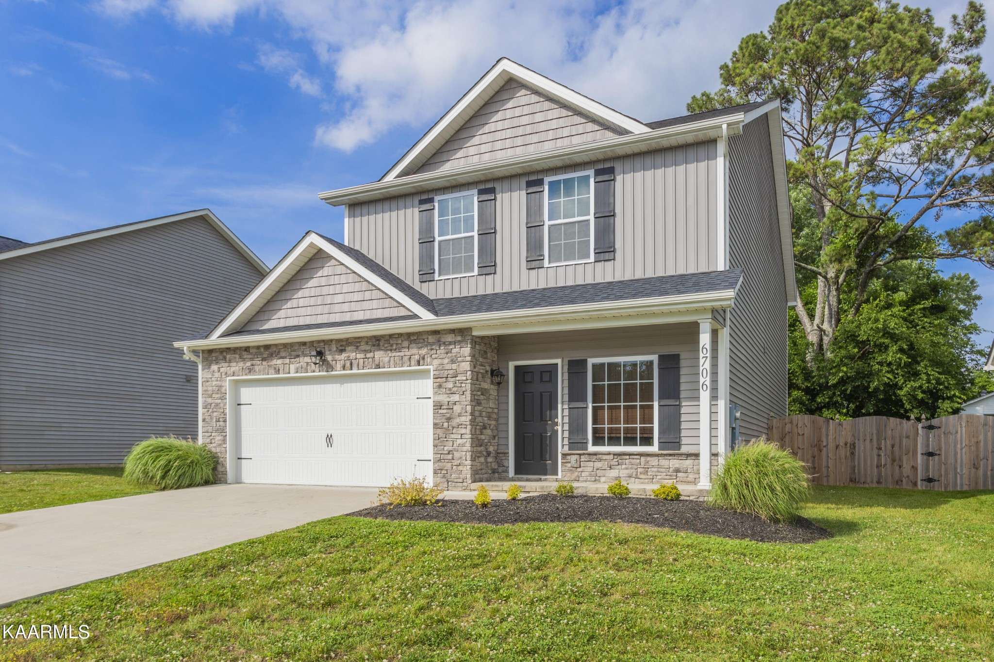 6706 Albatross Lane, Knoxville, TN 37921