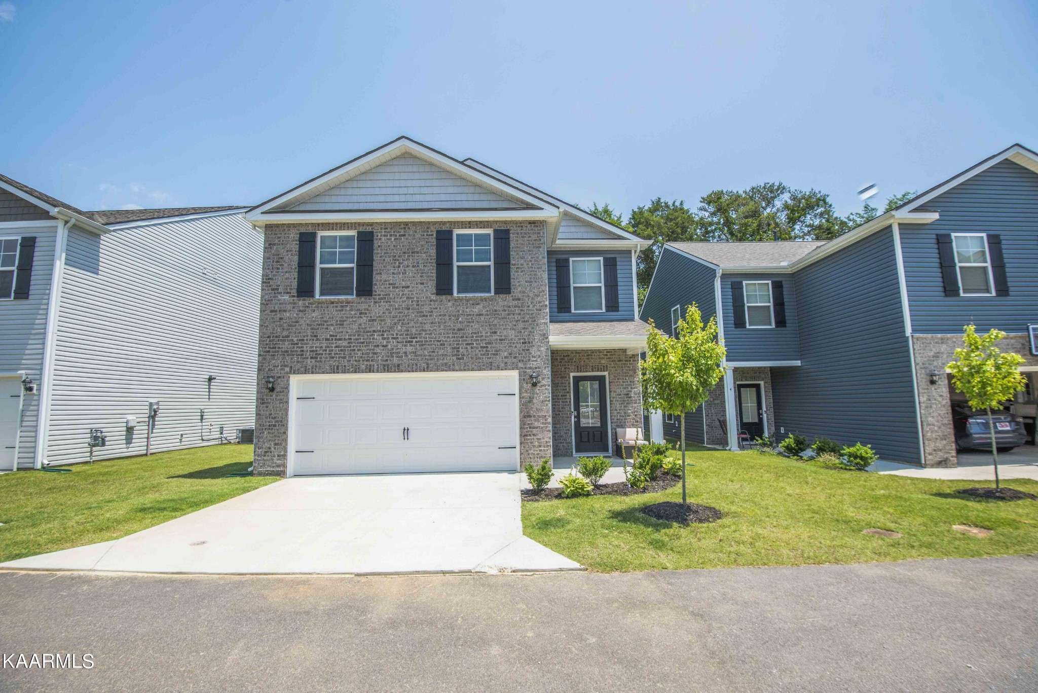 Clinton, TN 37716,5 Heritage Court