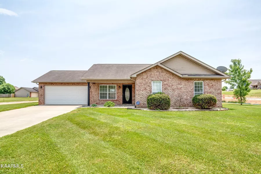 170 Hampton Place Circle, Loudon, TN 37774
