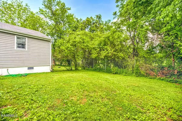 Clinton, TN 37716,466 Hidden Valley Rd
