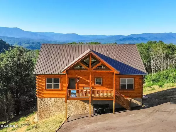 2013 Starr Crest Drive, Sevierville, TN 37876