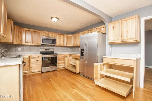 Morristown, TN 37813,428 Highland Drive