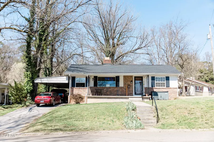 201 W Fairview Rd, Oak Ridge, TN 37830