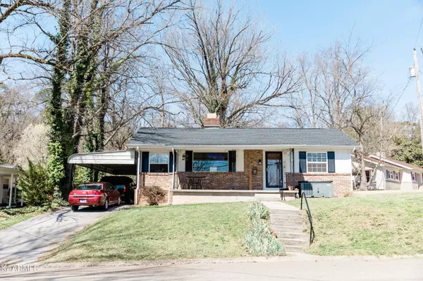 201 W Fairview Rd, Oak Ridge, TN 37830