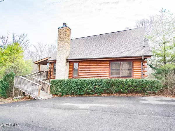 1384 Wedge Tailed Lane, Sevierville, TN 37876