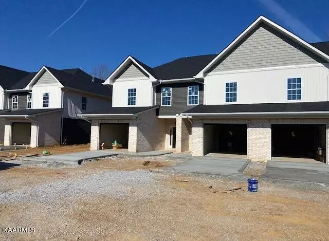 824 McCammon Ave, Maryville, TN 37801