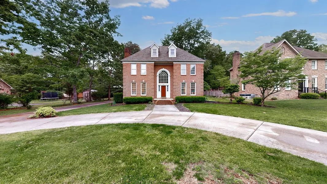 114 Blantonwood Dr, Tullahoma, TN 37388