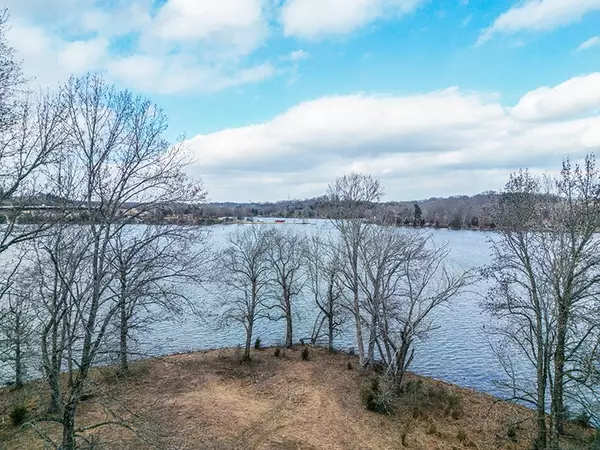 Lebanon, TN 37087,255 Cherokee Dock Rd
