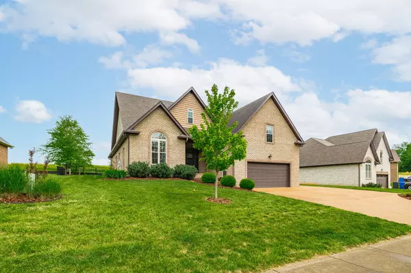 White House, TN 37188,121 Grayson Ln