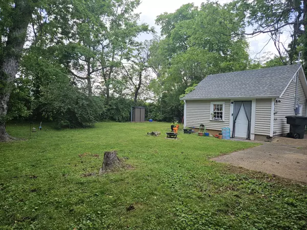 Murfreesboro, TN 37130,911 Leaf Ave