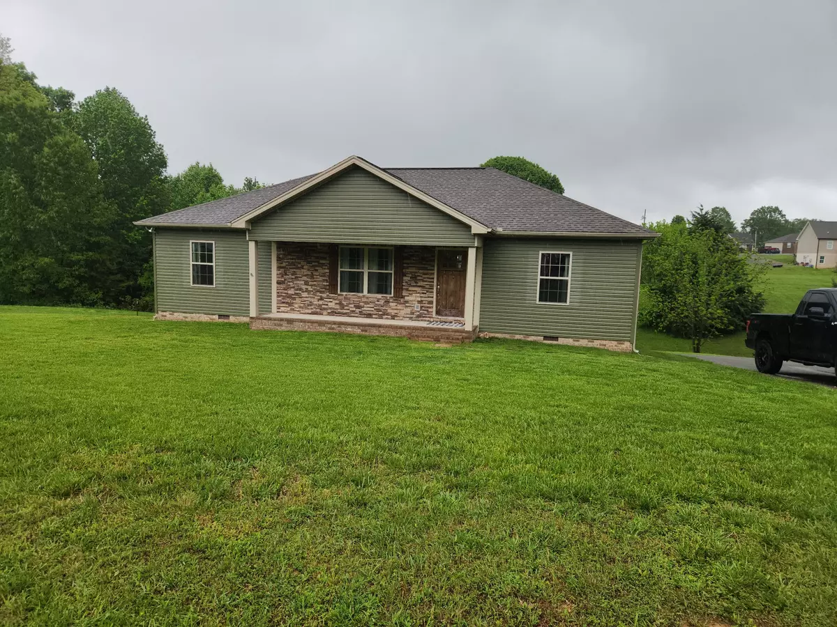 Lafayette, TN 37083,110 Brady Cole Ln