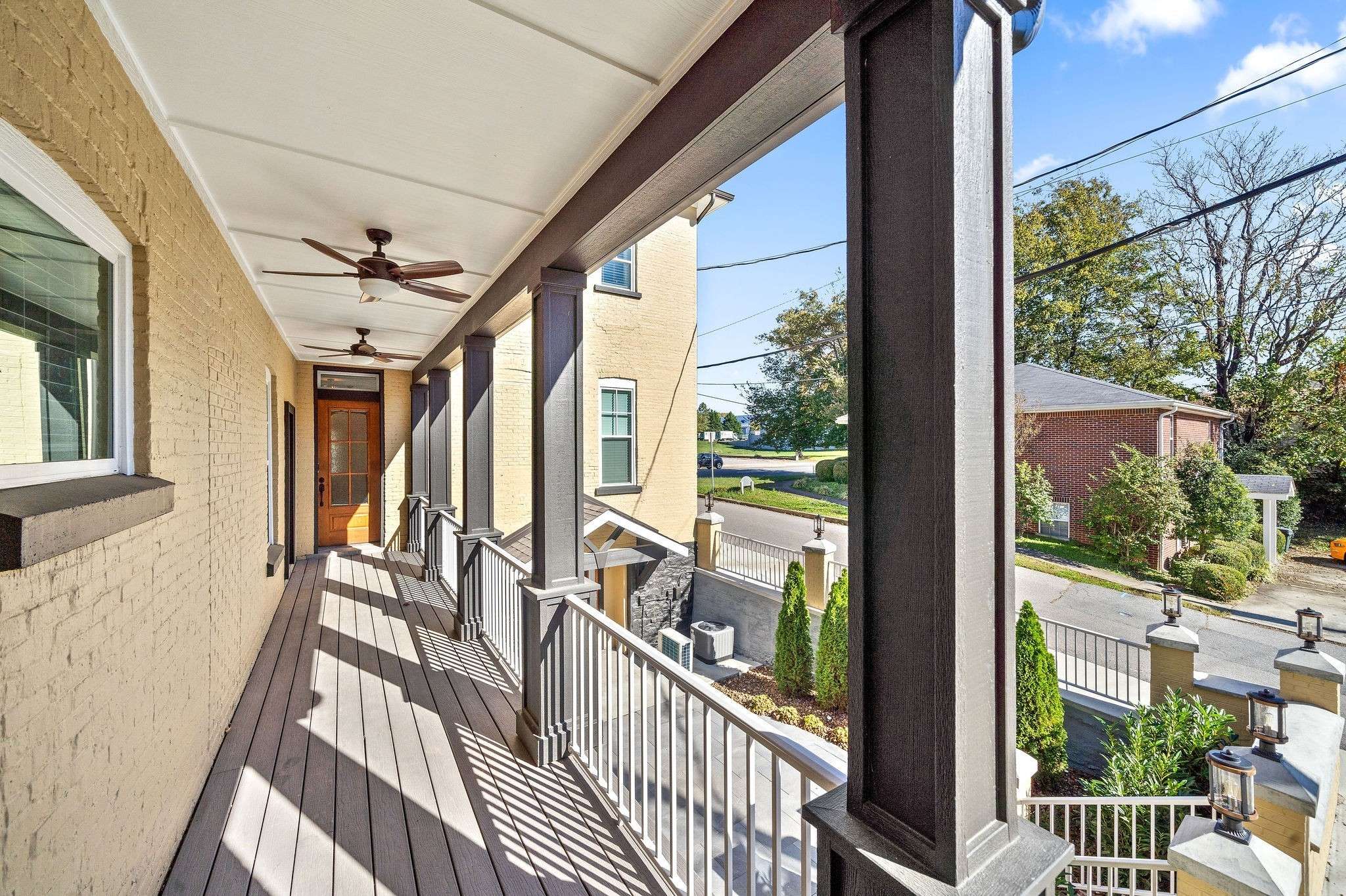 Clarksville, TN 37040,638 Madison St #9