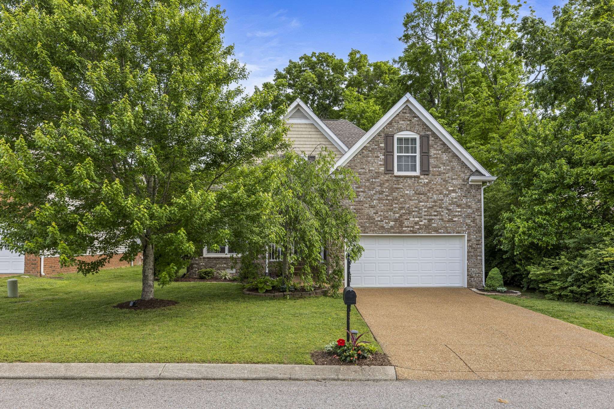 1072 Solomon Ln, Spring Hill, TN 37174