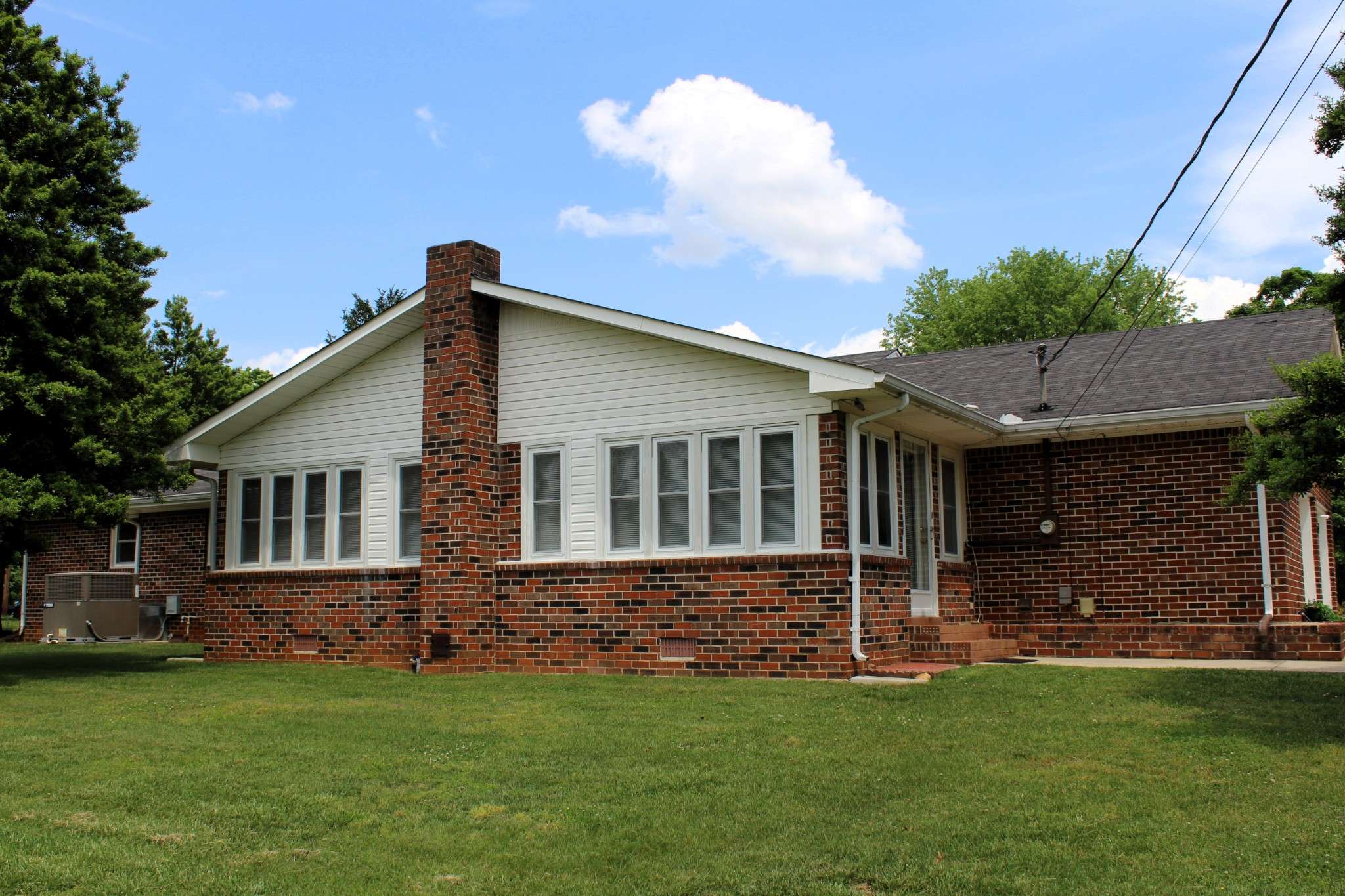 Decherd, TN 37324,101 Iris St