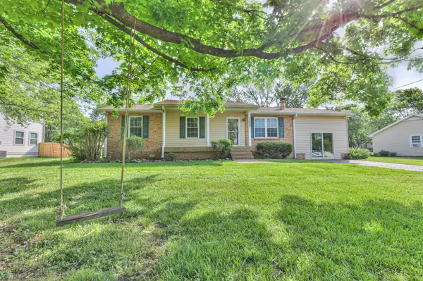 1007 Dortch Ln, Nolensville, TN 37135