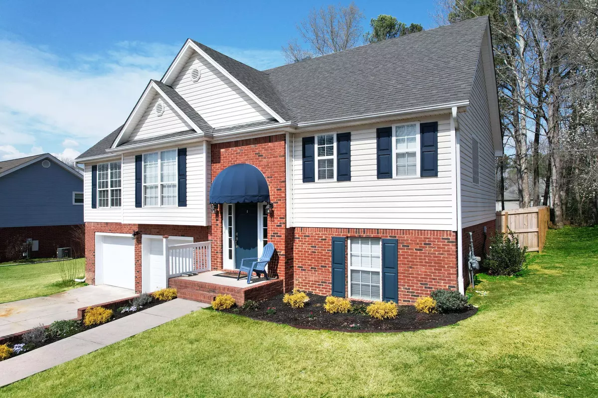 Chattanooga, TN 37421,8581 Flowerdale Drive