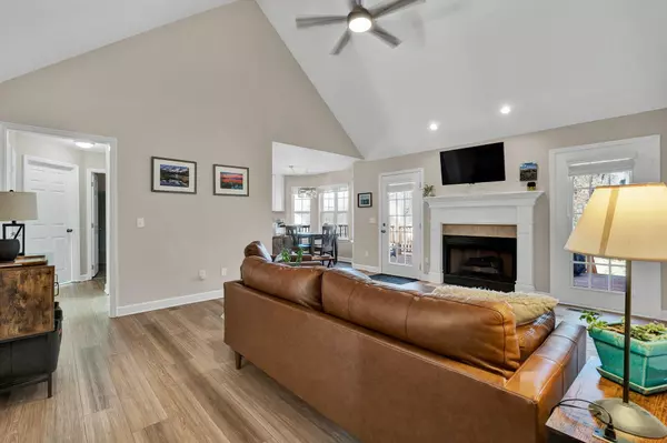 Chattanooga, TN 37421,8581 Flowerdale Drive