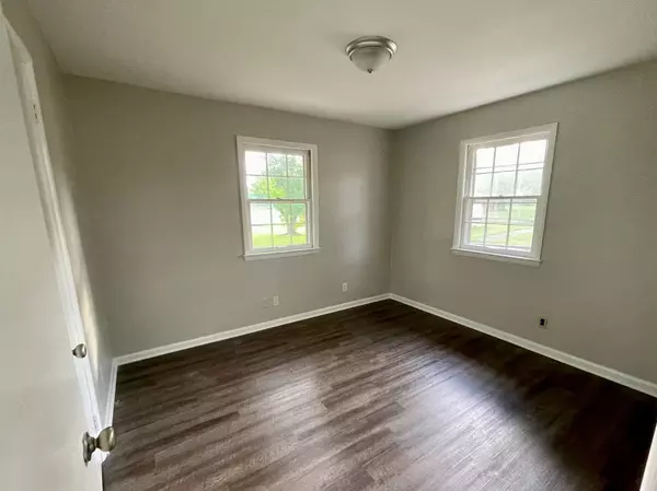 Hopkinsville, KY 42240,111 Holley Street #A