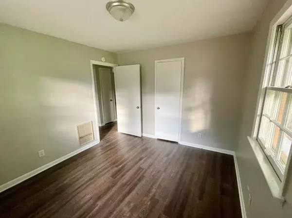 Hopkinsville, KY 42240,111 Holley Street #A