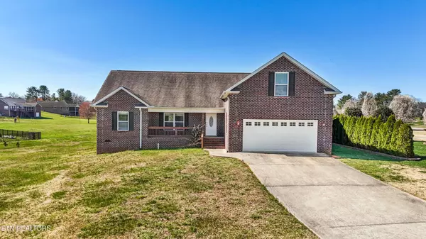 364 Lee Lambert Rd, Maryville, TN 37803