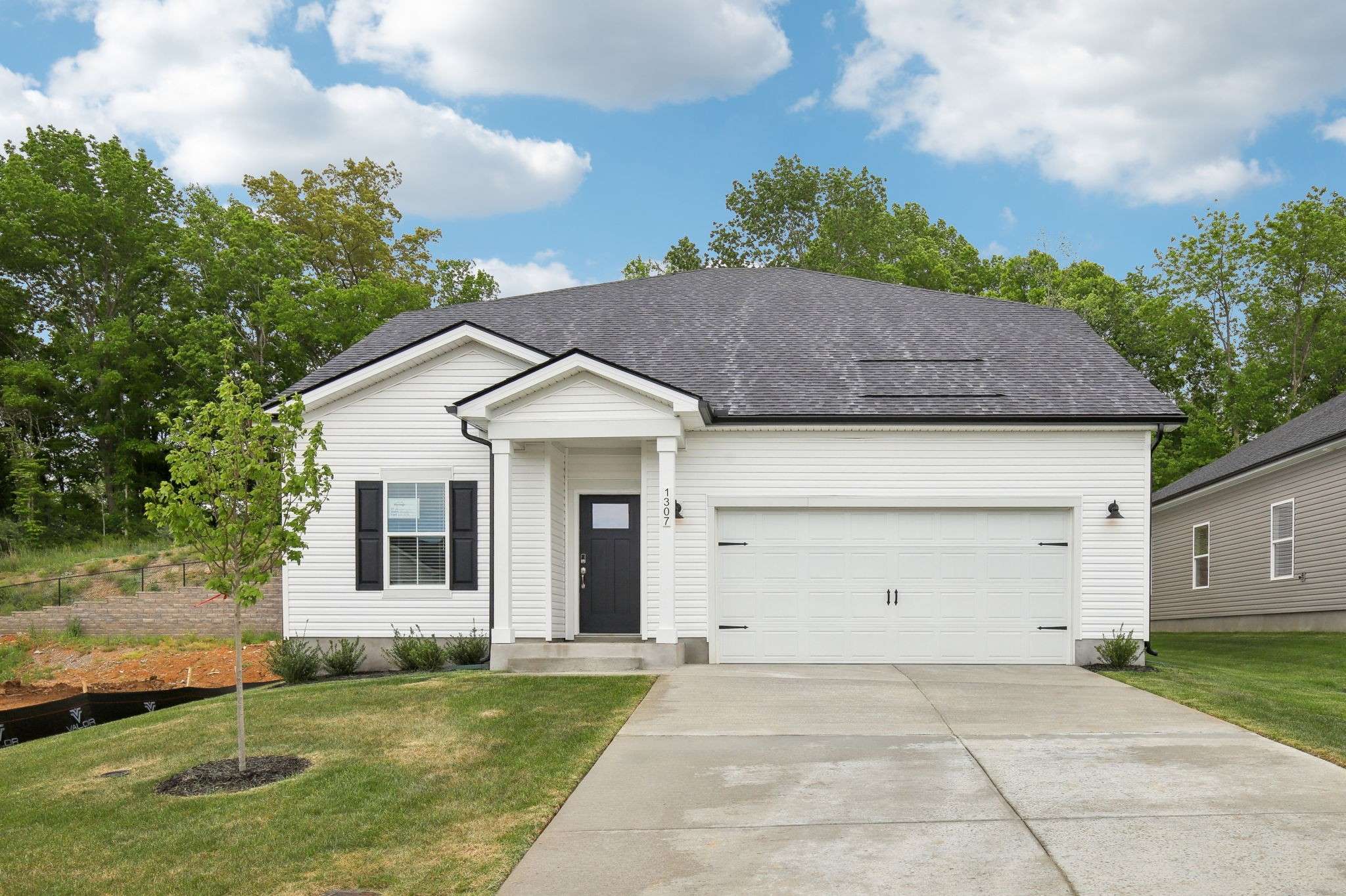 1307 Bluffton Cir, Clarksville, TN 37043