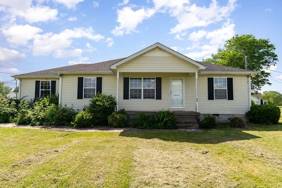 104 Avalon Dr, Shelbyville, TN 37160