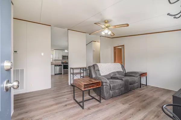 Columbia, TN 38401,223 Nowlin Dr