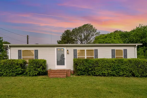 Columbia, TN 38401,223 Nowlin Dr