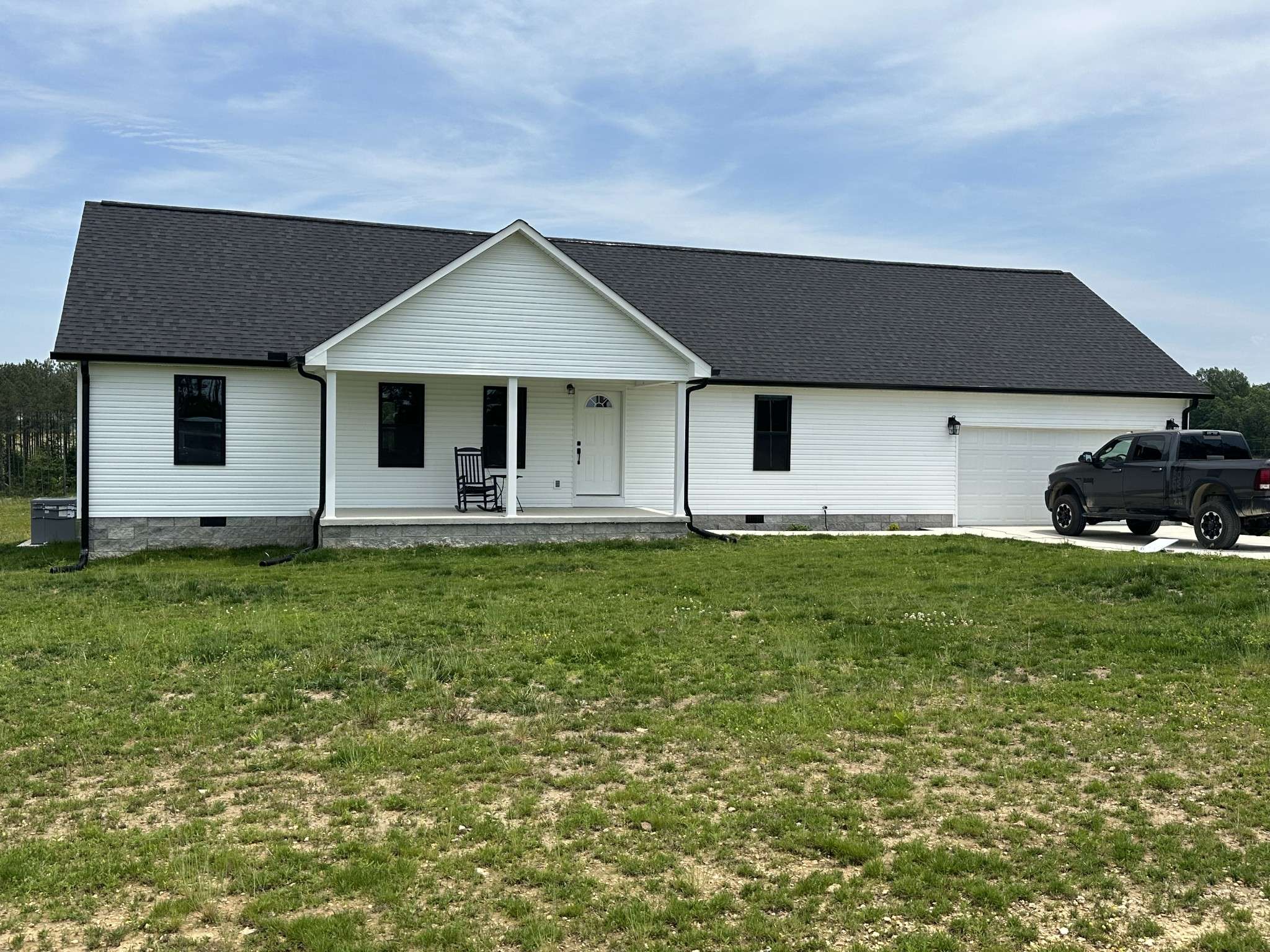 1654 Linvillle rd, Lawrenceburg, TN 38464