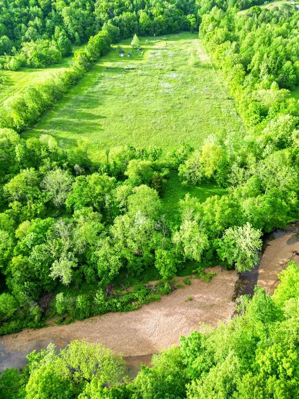 Stewart, TN 37175,165 Les Ferrell Rd