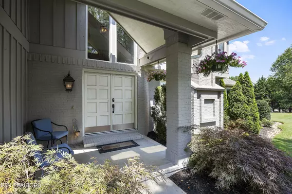 Knoxville, TN 37932,2238 Fallen Oaks Drive